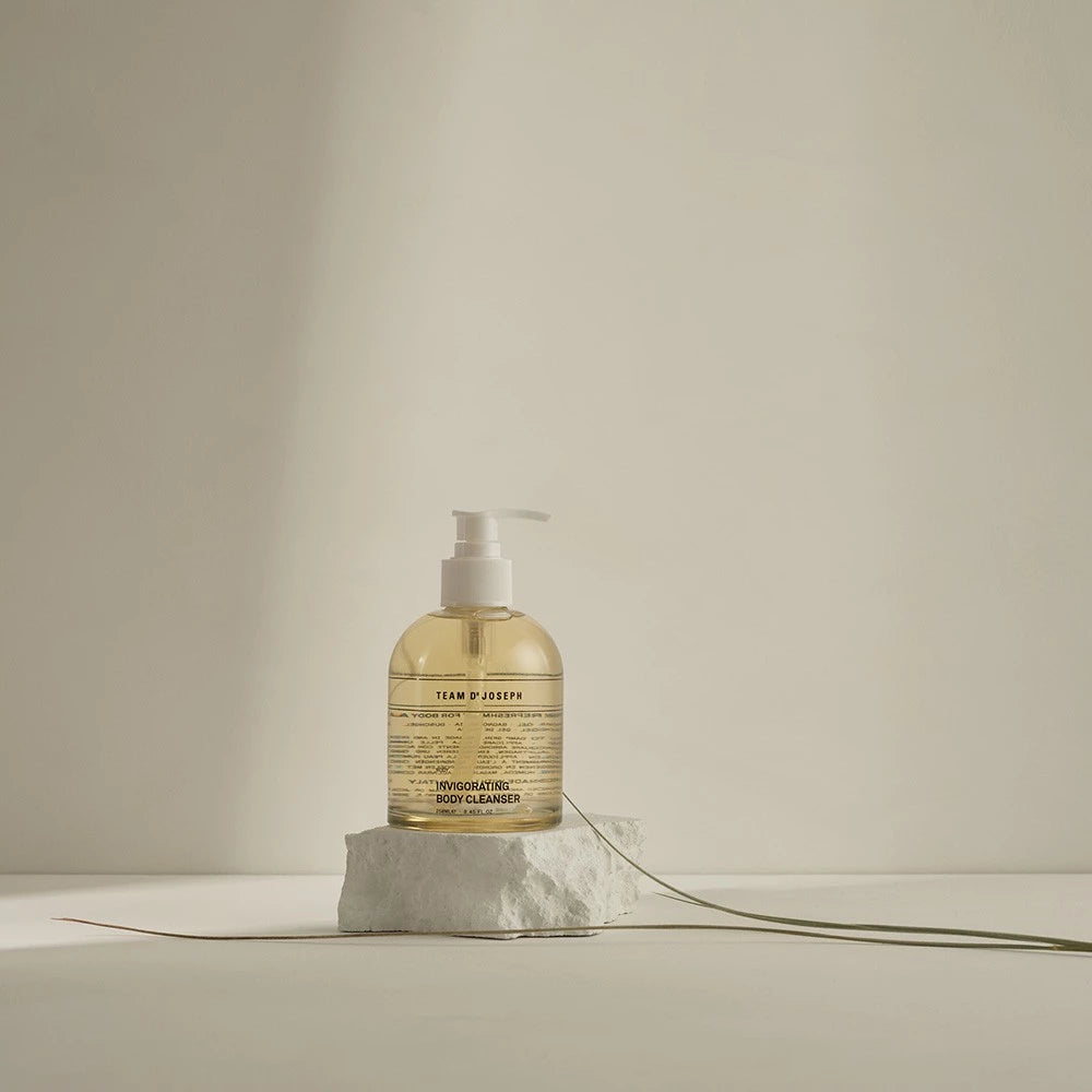 INVIGORATING BODY CLEANSER