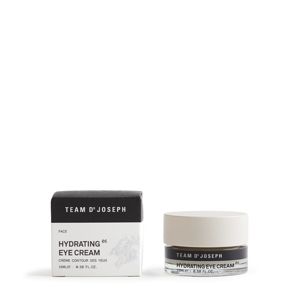 00 The Essential Kit + Beauty Bag