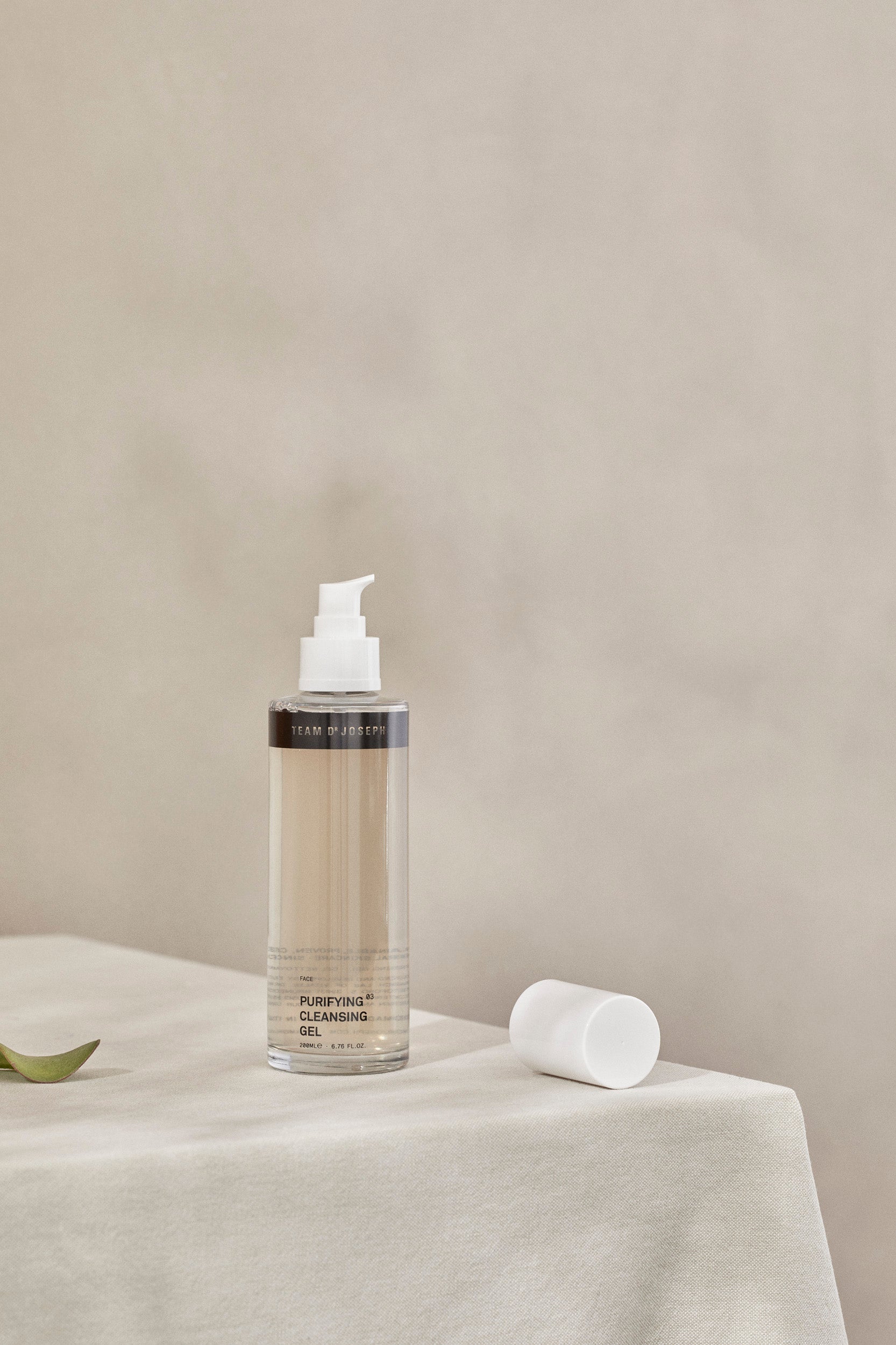 03 Purifying Cleansing Gel
